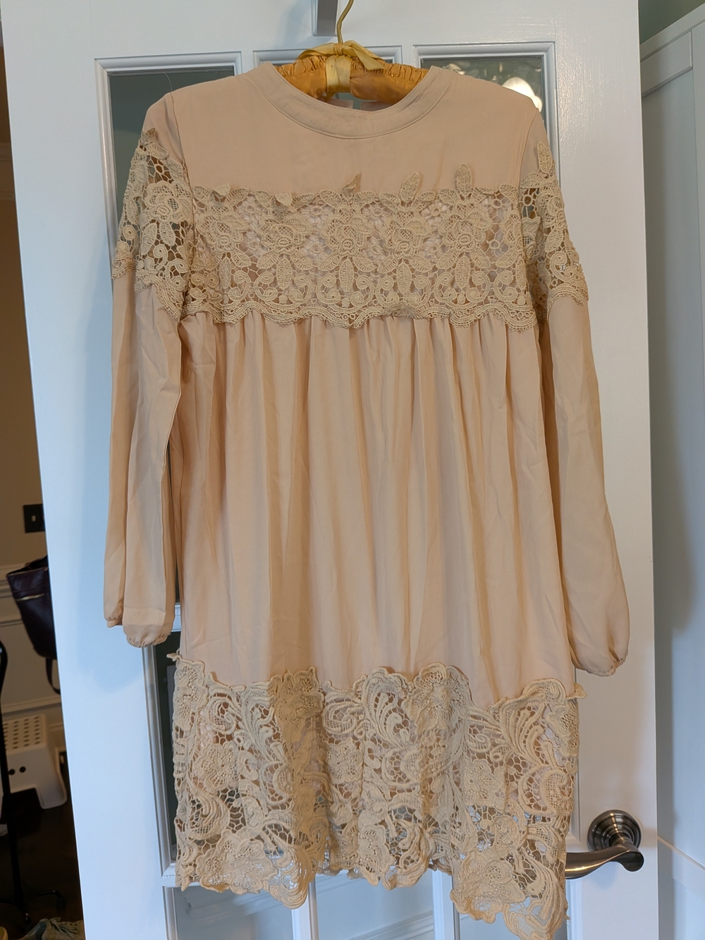 Young 17 Neutral Lace Panel Long Sleeve Tunic Dress Cream Beige Women Size L NWT
